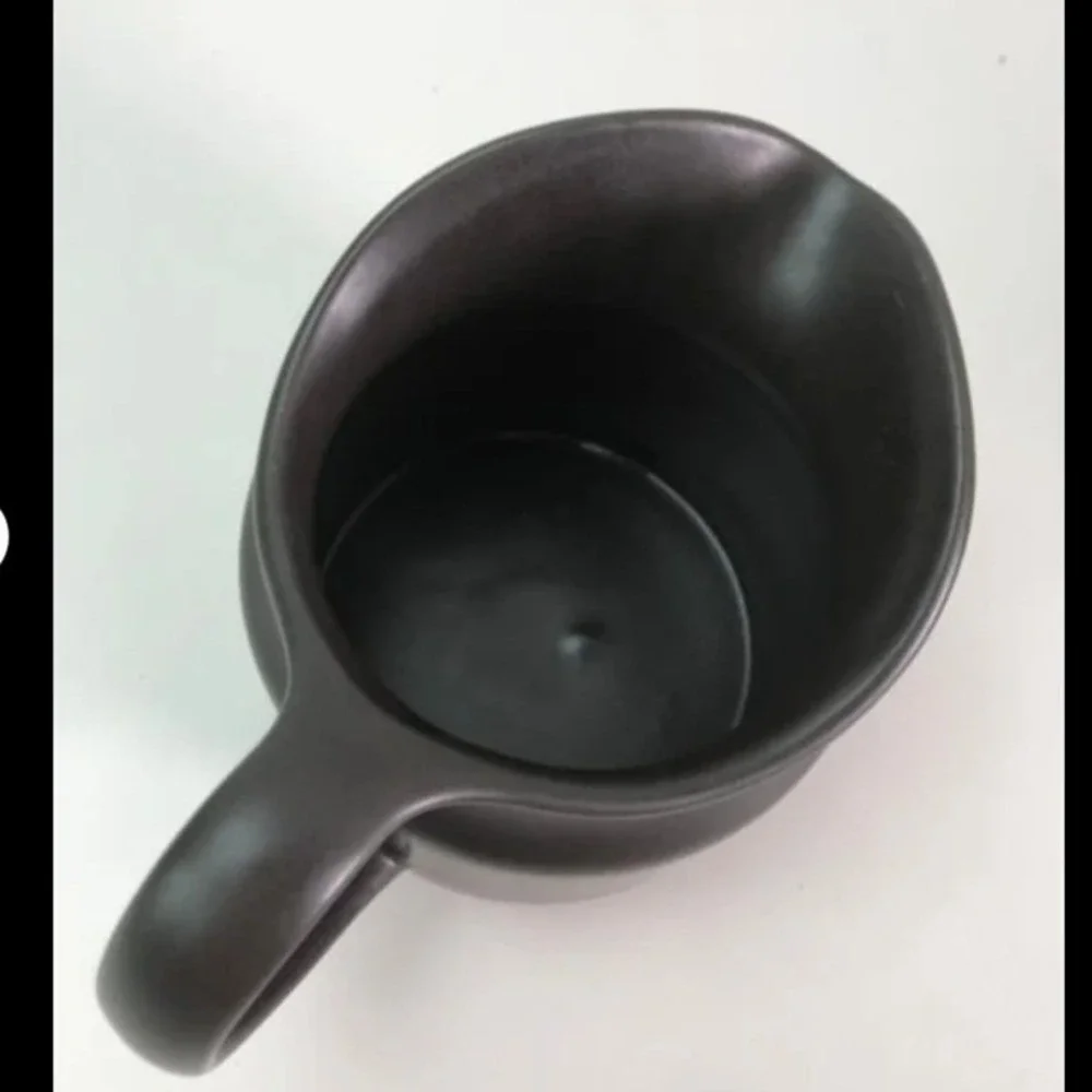 Pfaltzgraff Matte Black Ceramic Pitchers Set of 2 Stoneware 436 026 USA Made‎